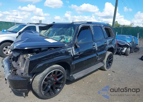 2004 Cadillac Escalade Standard из США, поврежденный, VIN 1GYEK63N04R118300